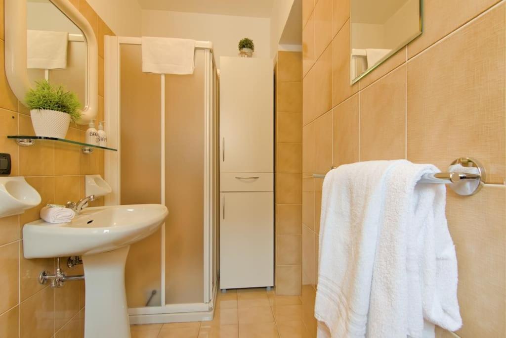 Aprica Alpine Loft Centralita E Park Free ภายนอก รูปภาพ
