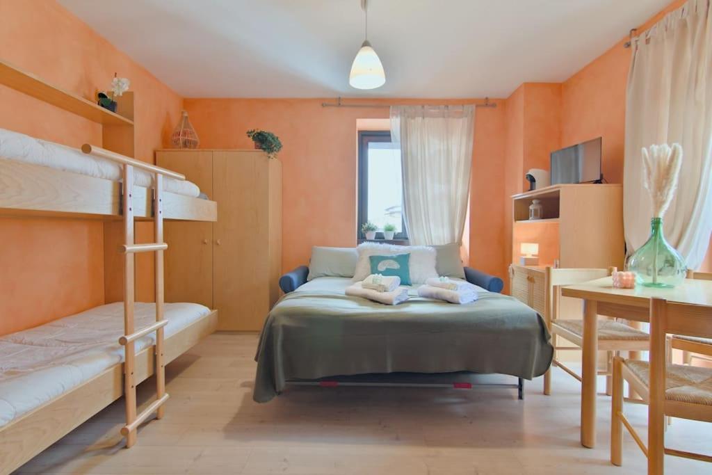 Aprica Alpine Loft Centralita E Park Free ภายนอก รูปภาพ