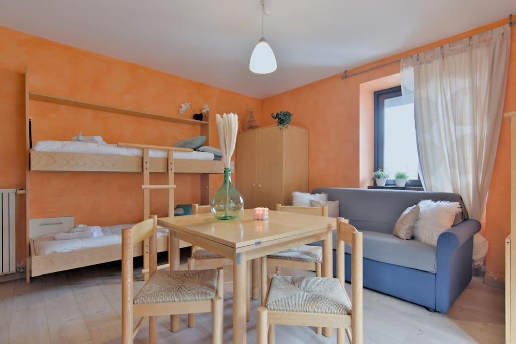 Aprica Alpine Loft Centralita E Park Free ภายนอก รูปภาพ